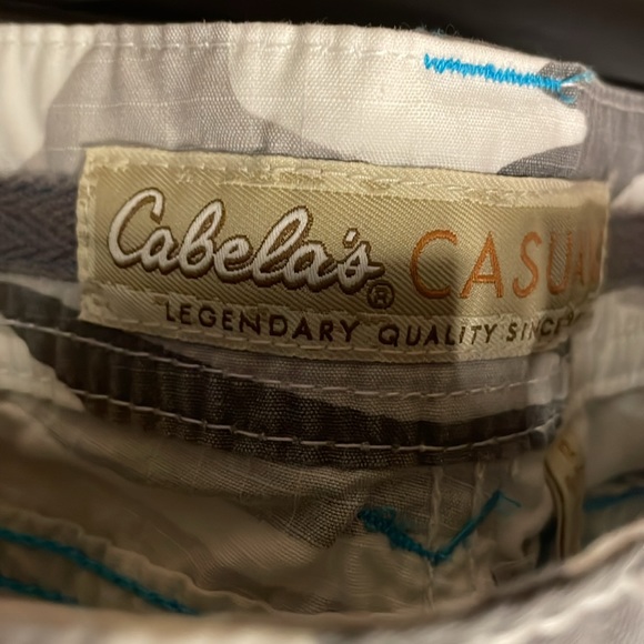 Cabela’s casuals women’s size 12 camo cargo pants - Picture 3 of 4